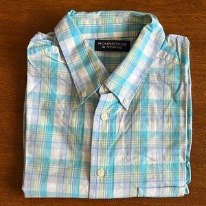 Roundtree & Yorke 100% Cotton short sleeve button down with front pocket XL